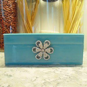 Women's Sweet Pea Glass Jewelry Box